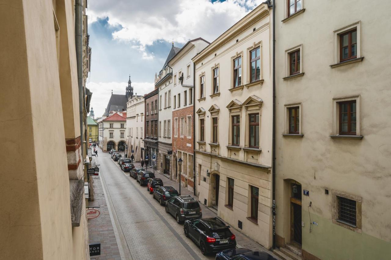 At Krakow Apartments Exteriör bild